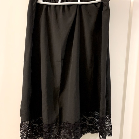 *2/$15* NWT Black Joe Fresh MIDI Skirt - Picture 3 of 3